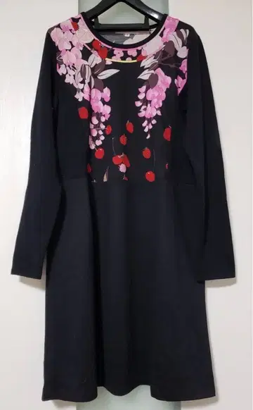 새상품급 레오나르 울 튜닉 38