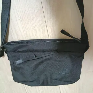 THE NORTH FACE 피레네 숄더 S NM82509