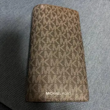 MICHAEL KORS 모노그램 장지갑