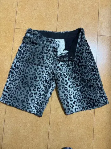 BOUNTY HUNTER 바운티 헌터 레오파드 34 하프 팬츠