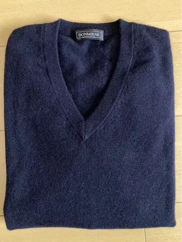캐시미어 100% V넥 스웨터 네이비