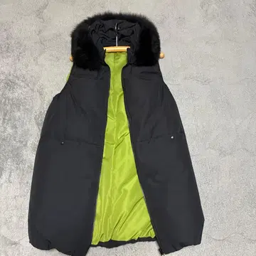 퍼 후드 다운 자켓 블랙