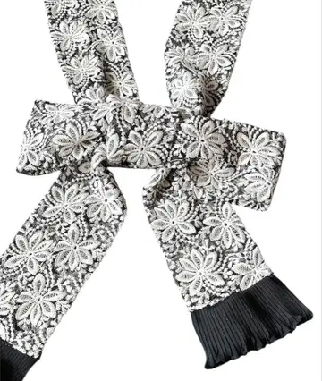 시코키 시고키 성인식 후리소데 블랙 화이트 오비 장식 자수