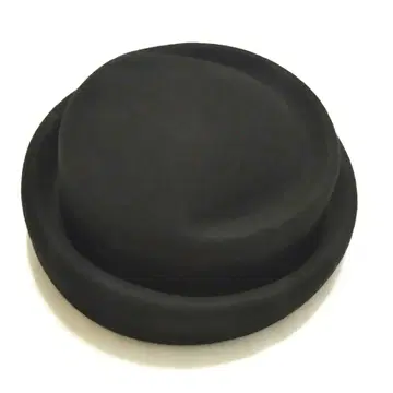 [ SM2 ] 펠트 토크 햇 블랙