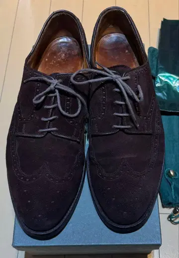 CROCKETT&JONES 다크 브라운 스웨이드 비즈니스 슈즈