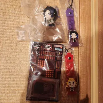 귀멸의 칼날 제일복권 코쵸우 시노부 렌고쿠 쿄쥬로 아크릴 키링 퐁당 참