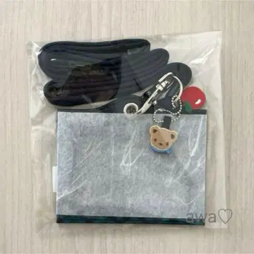 새상품 미개봉 파미리아 네임 홀더 스트랩 파랑 체크