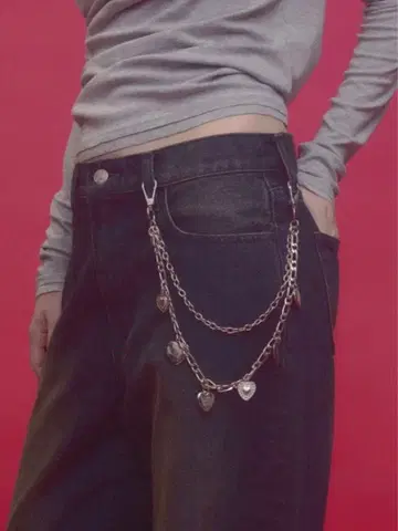 HEART CHARM CHAIN sly