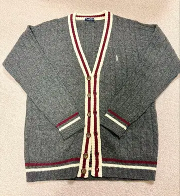 [ 새상품급 ] 이스트 보이 비너스 케이블 가디건 M 사이즈 미사용