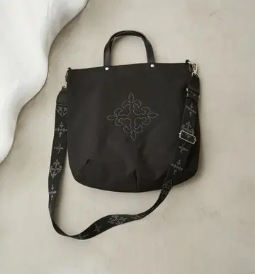 새상품*러셋*코듀라 나일론 2WAY 토트백