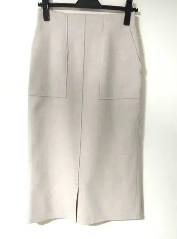 [ 새상품급 ] 내추럴 뷰티 베이직 타이트 스커트