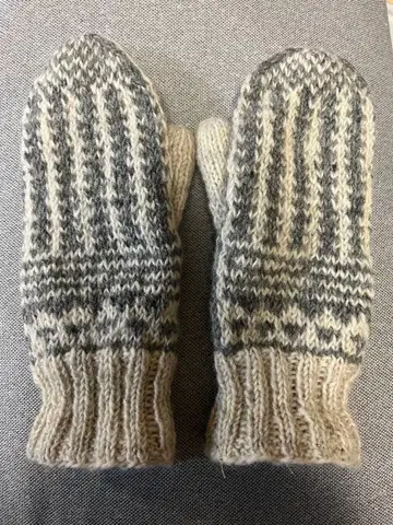 ORNE 별주 울 미튼 그레이 아이보리