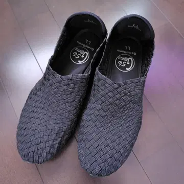 새상품급 Gomu 56 밴딩 메쉬 에어 쿠션 슬립온 LL