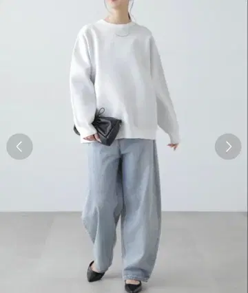 프리스마트 맨투맨 라메 니트 화이트 FREE