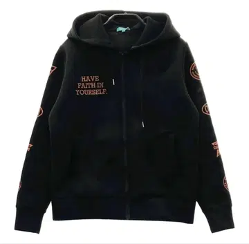 CUARTO UNITED 쿠알토 유나 종이상자 후드티