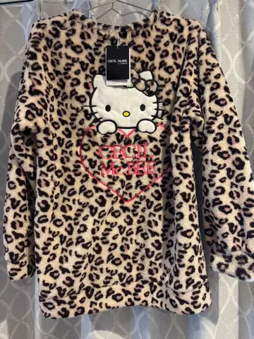 Cecil McBee 헬로키티 레오파드 무늬 룸웨어