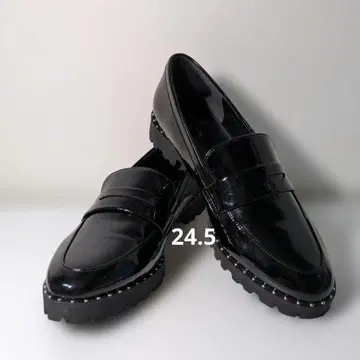 다이애나 에나멜 로퍼 24.5