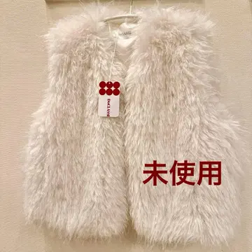 [ 미사용 ] 두클라쎄 화이트 퍼 베스트 미사용 택 포함 숏 기장