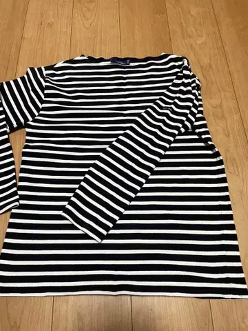 [ 새상품급 ] 웨쌍 네이비 x 화이트 T4 세인트 제임스