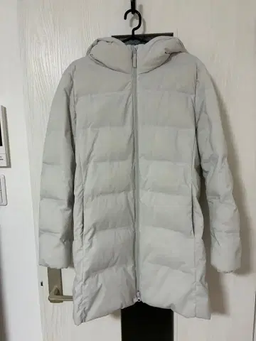 유니클로 심리스 다운 숏코트