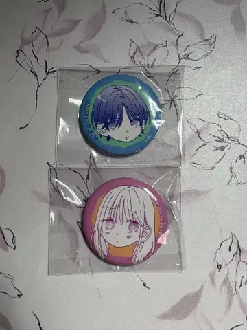 봄의 폭풍과 몬스터 복권 캔 배지