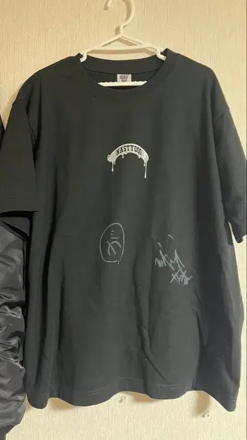 NASTYDOG 블랙 T셔츠 사인 포함