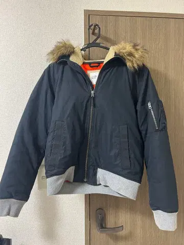 GAP 다운 자켓 S 블랙