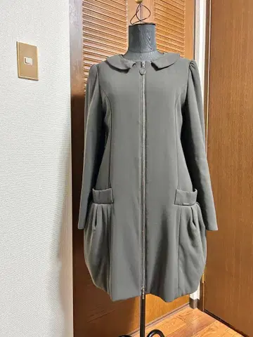 폭시 뉴욕 코쿤 코트 프론트 지퍼