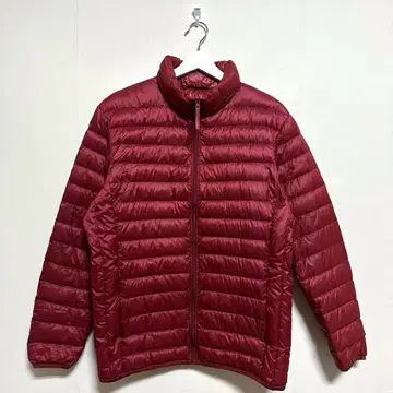 [ UNIQLO ] 유니클로 (M) 와인 레드 울트라 라이트 다운 경량