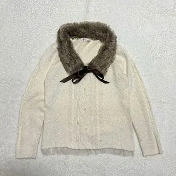 axes femme 리본 퍼 레이스 프릴 니트 베이지 M