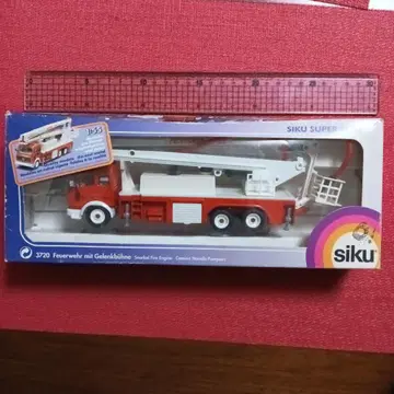 SIKU 3720 소방차 1:55 스케일