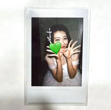 CUTIESTREET 이타쿠라 카나 사쿠라바 하루카 생일 폴라로이드