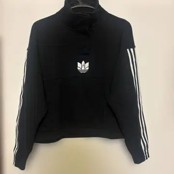 adidas 블랙 하프 지퍼 맨투맨