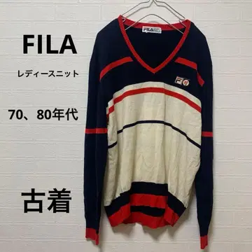 FILA 여성용 얇은 소재 니트 70년대 와펜 포함 V넥 스웨터