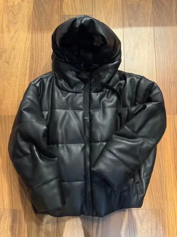 ZARA 인조 가죽 봄버 자켓