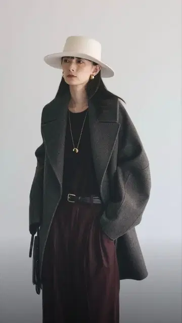 2025AW 신색 카오스 보스 숏코트 탑 브라운