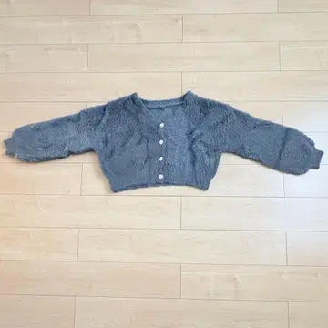 tiptop 반짝이 버튼 V넥 페더 가디건