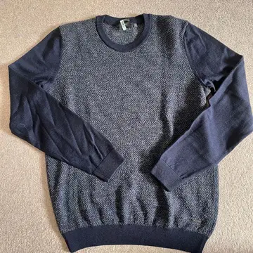 HUGOBOSS 니트 그레이x네이비 L 사이즈