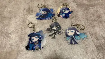 Ado 아크릴 키링 세트