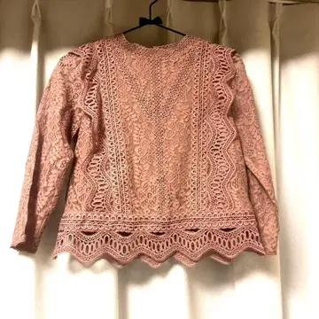 새상품급 월드 레이스 긴팔 상의