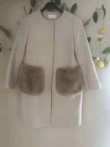 M-PREMIER 크림 베이지 롱 코트 32 사이즈