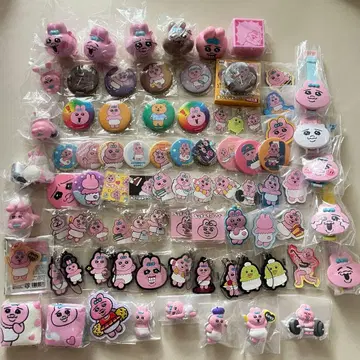 [ 새상품 ] 빤쮸토끼 묶음 판매 가챠 캔뱃지 스트랩