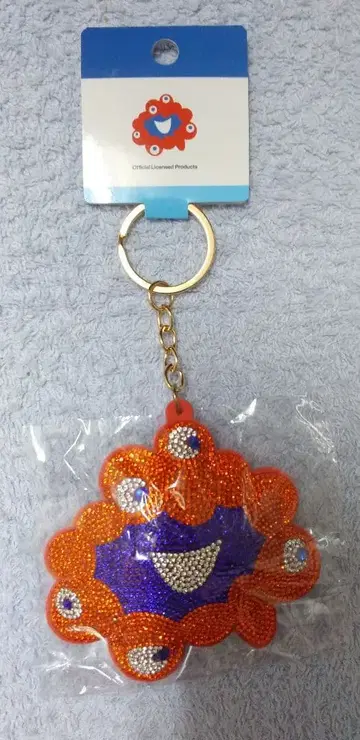 오사카 만박 회장 한정판 미야쿠미야쿠 큐빅 키링 미야쿠미야쿠 컬러