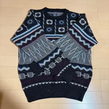 이탈리아 구제 의류 총 패턴 니트