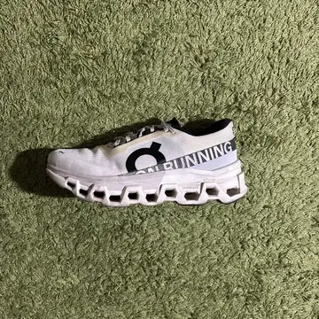 On Cloud Monster2 25.5cm