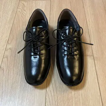 fiifit 블랙 레이스업 슈즈