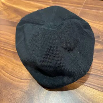 LACOSTE 블랙 베레모