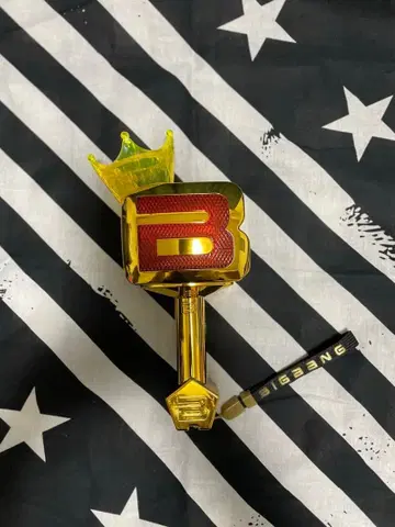 BIGBANG 10주년 응원봉 골드