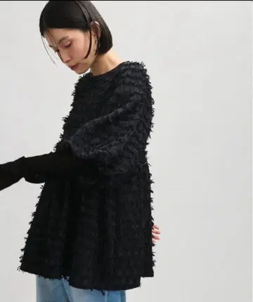 ADAM ET ROPE' 자카드 페플럼 블라우스 볼륨 슬리브