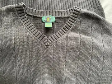 구제 의류 리브 V넥 니트 블랙